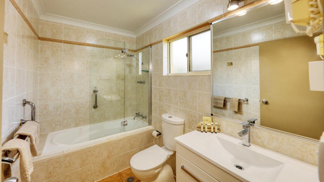 Edward Parry Motel And Apartments แทมเวิร์ธ ภายนอก รูปภาพ