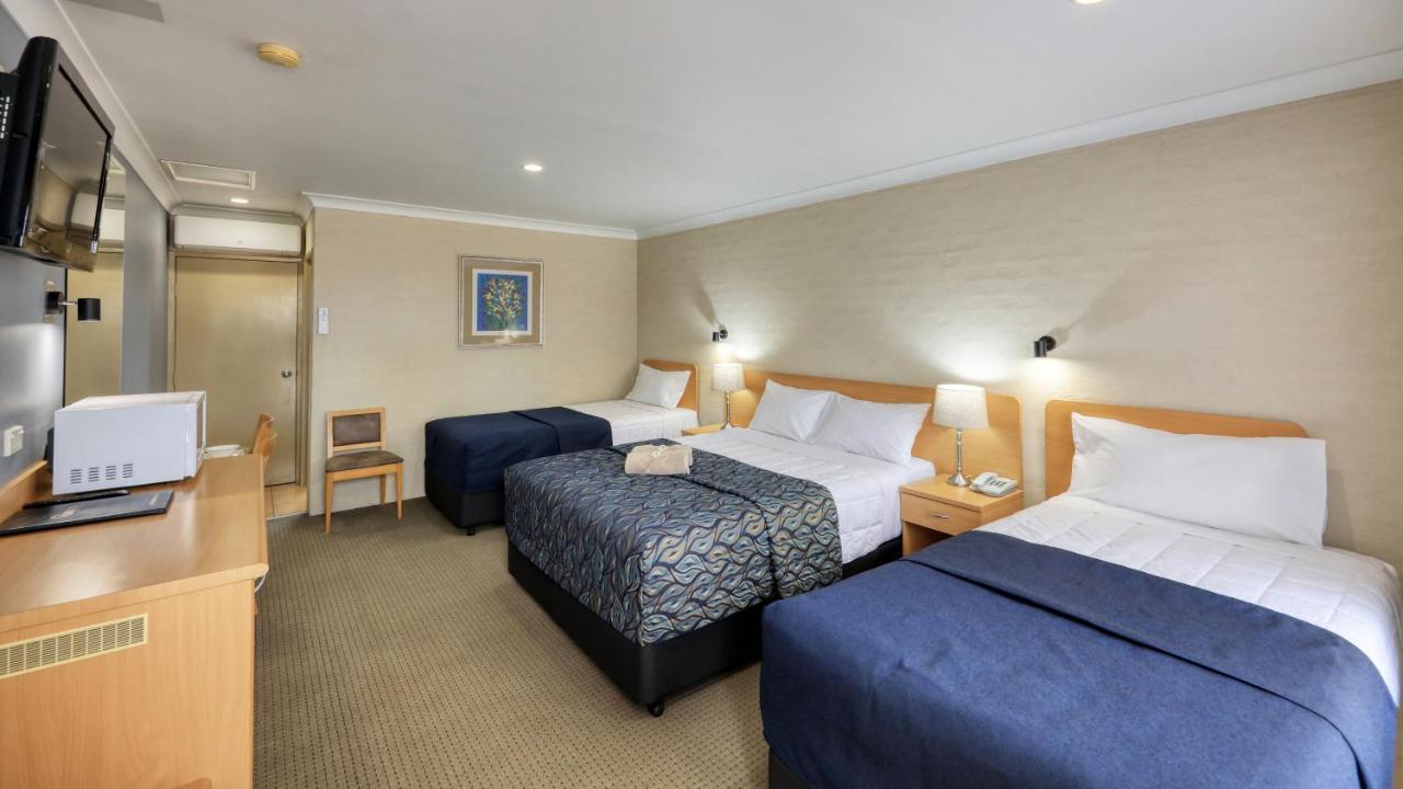 Edward Parry Motel And Apartments แทมเวิร์ธ ภายนอก รูปภาพ