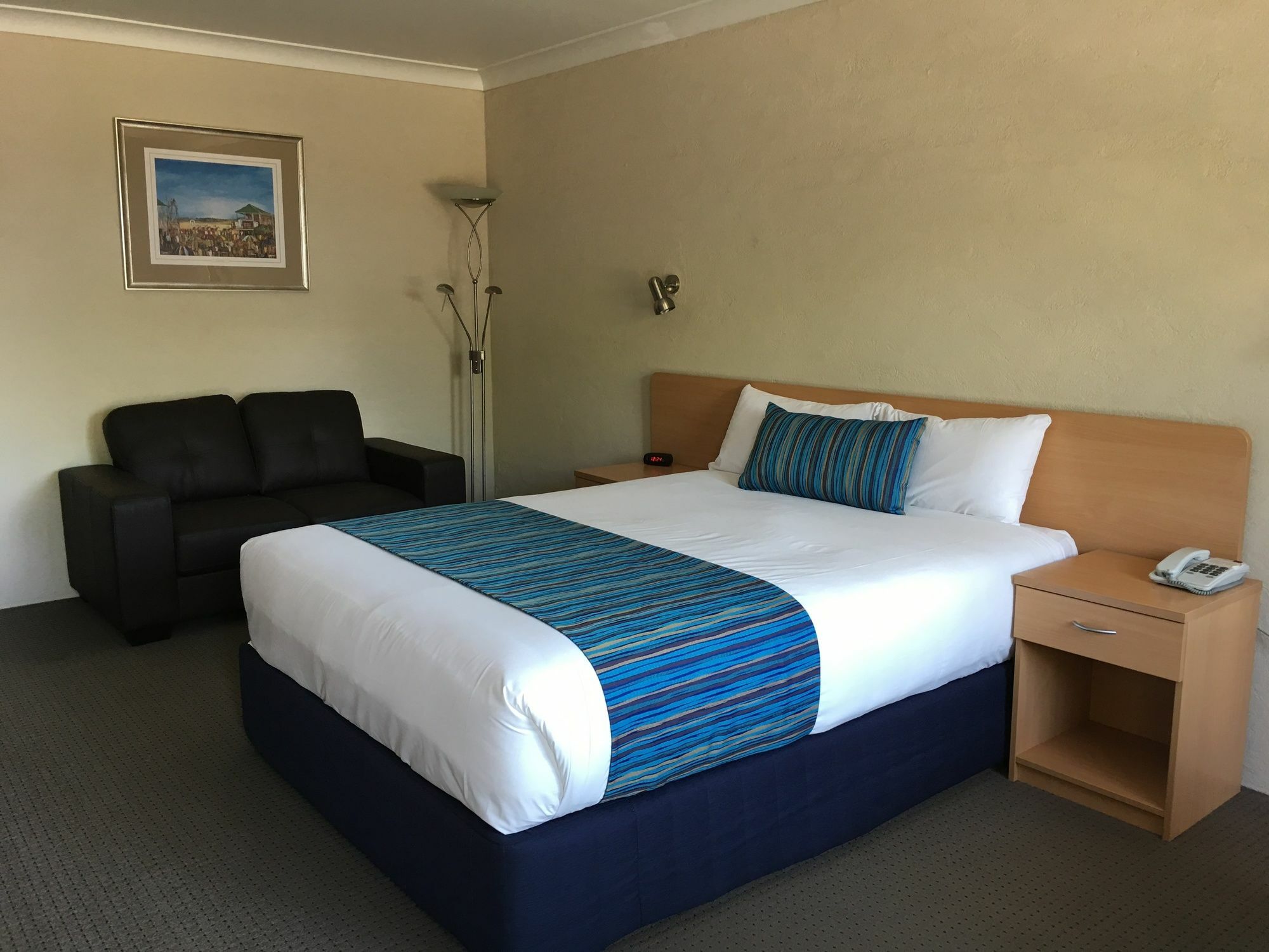 Edward Parry Motel And Apartments แทมเวิร์ธ ภายนอก รูปภาพ
