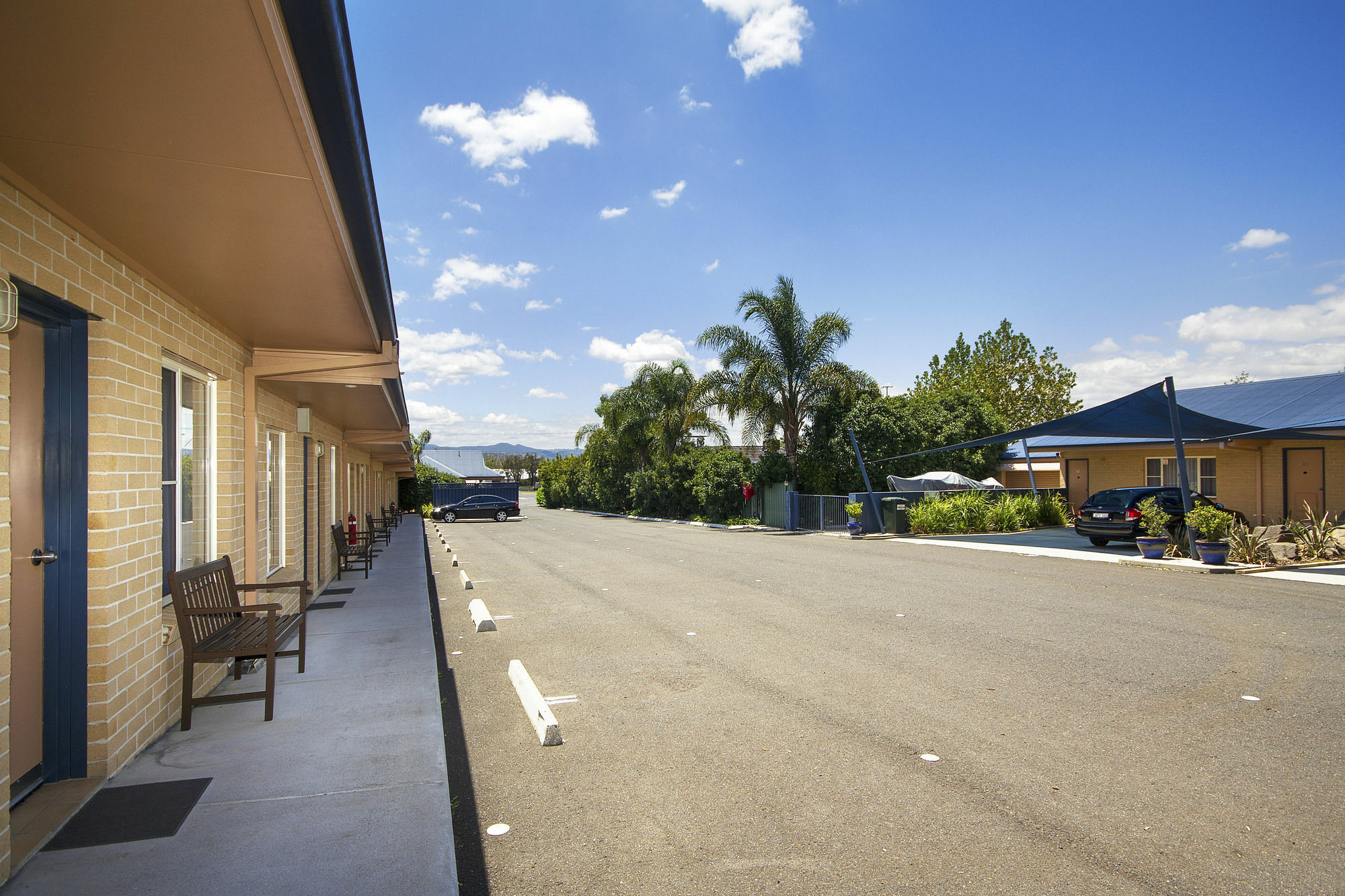 Edward Parry Motel And Apartments แทมเวิร์ธ ภายนอก รูปภาพ