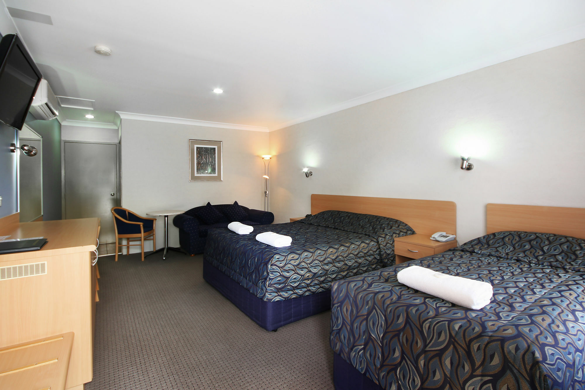 Edward Parry Motel And Apartments แทมเวิร์ธ ภายนอก รูปภาพ