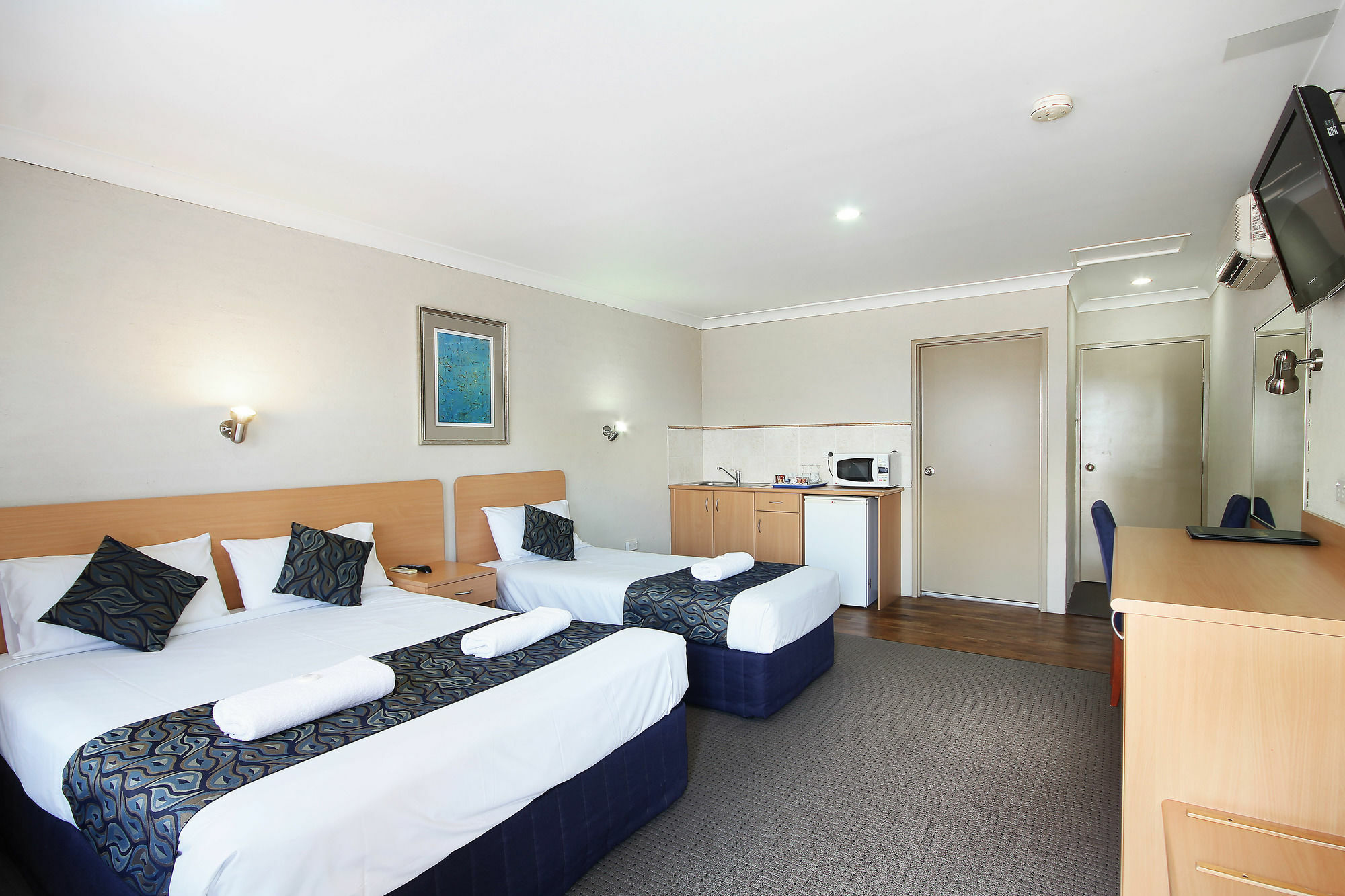 Edward Parry Motel And Apartments แทมเวิร์ธ ภายนอก รูปภาพ